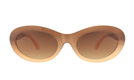 Trendy mini oval sunglasses |Diana from Charly Therapy