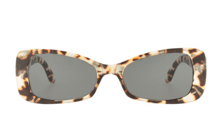 Trendy mini sunglasses |Romy from Charly Therapy