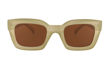 Trendy rectangular sunglasses | Rosie from Charly Therapy